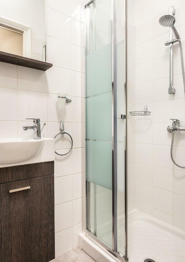 Exceptionally Located Studio Apartment Atenas Exterior foto