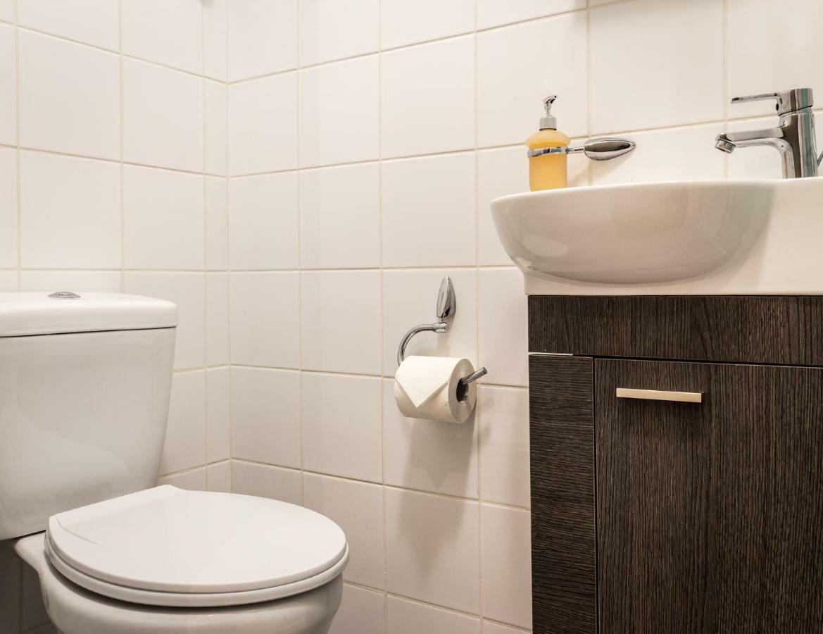 Exceptionally Located Studio Apartment Atenas Exterior foto