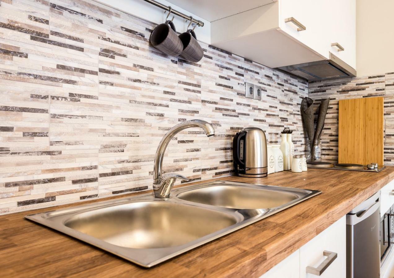 Exceptionally Located Studio Apartment Atenas Exterior foto
